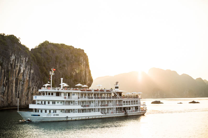 The Au Co Luxury Cruise