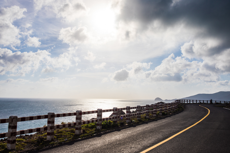 Con Dao’s coastal roads are perfect for short motorbike rides. 