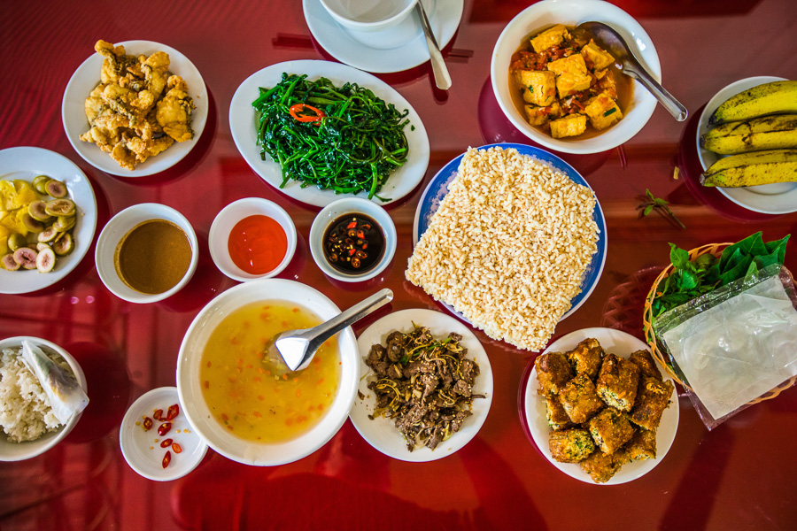 Ninh Bình’s culinary specialities include goat meat and crispy popped rice crackers.