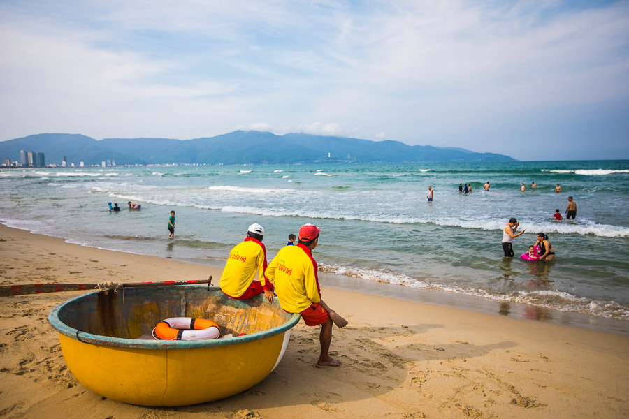 Mỹ Khê Beach is full of locals in the early mornings and late afternoons.