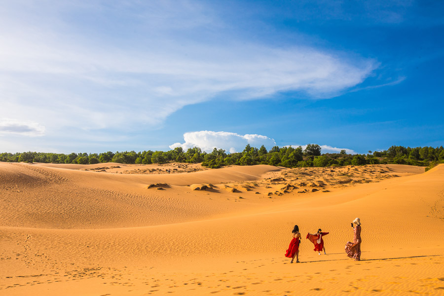 Visit Mũi Né’s massive sand dunes at sunrise for the best views.