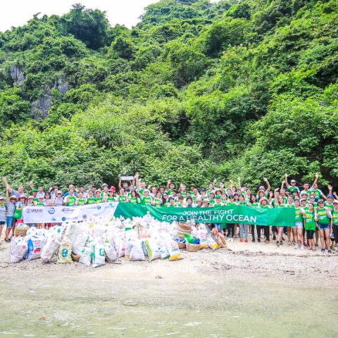 halong bay clean up bhaya cruise