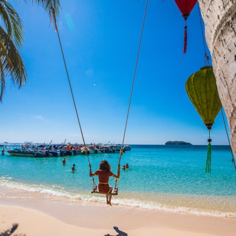 christmas wish giveaway vietnam tourism
