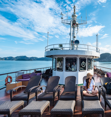 Sea and sky: Ha Long aboard the Emeraude 