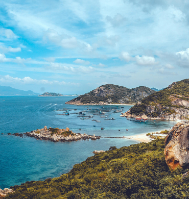 Khanh Hoa: Oodles of Islands