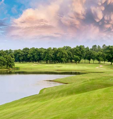 Hanoi claims as World’s Best Golf City Destination 2023