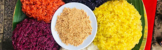 Five-colour sticky rice, the quintessence of Vietnamese cuisine