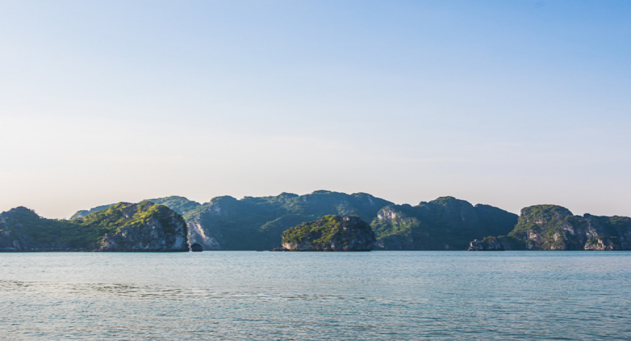 Ha Long Bay Cruising Package