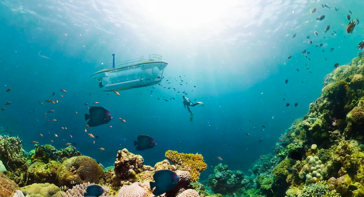 DeepView 24:  360-Degrees of Transparent Submarine in Nha Trang