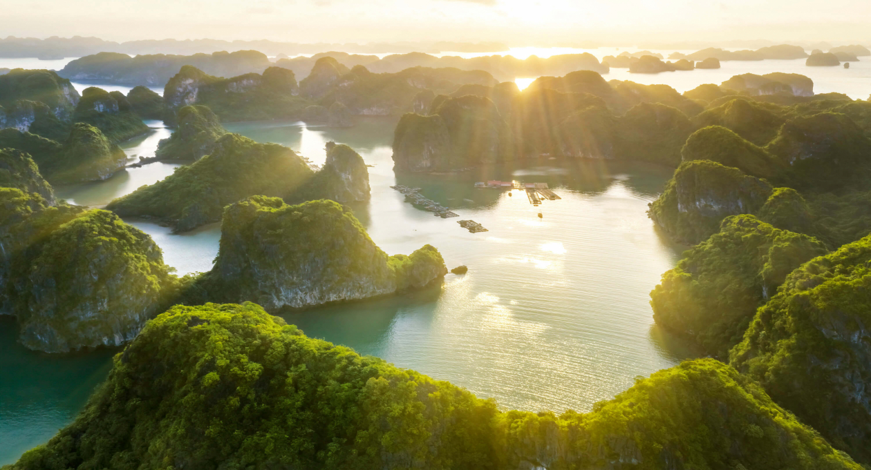Vietnam crowned as “Asia’s Leading Destination in 2022”