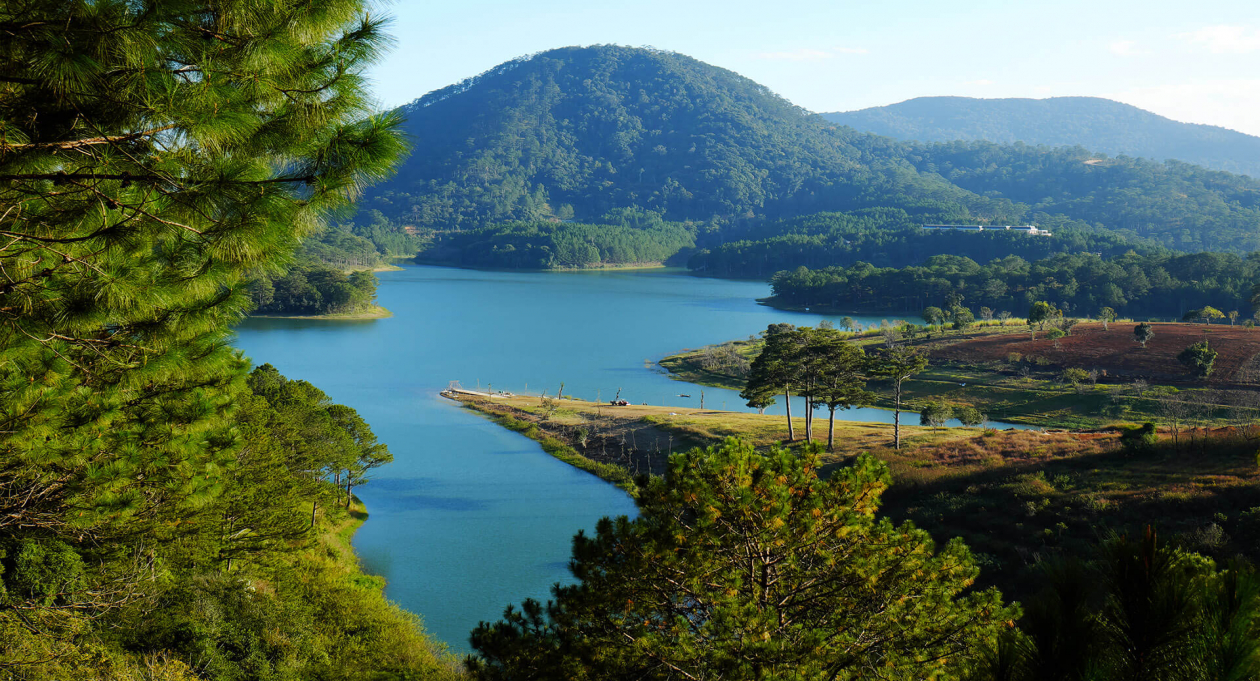 Top 6 Cities for a Romantic Vacation in Vietnam