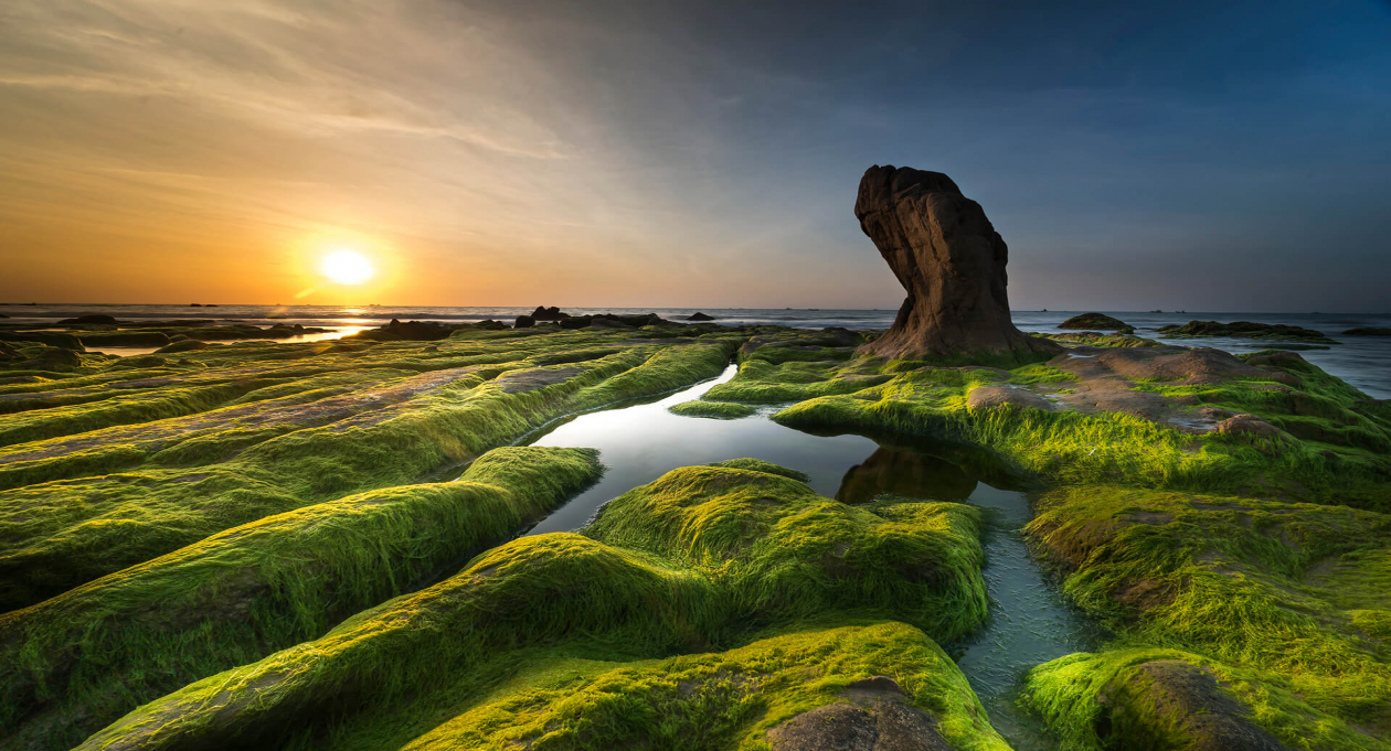 Co Thach: Binh Thuan’s enchanting ‘7-colour stone’ beach