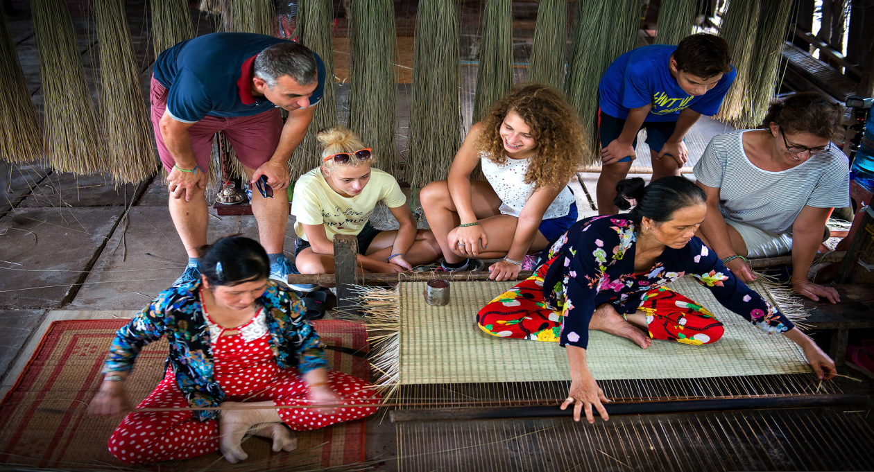 13 coutries with visa exemption can stay in Vietnam up to 45 days