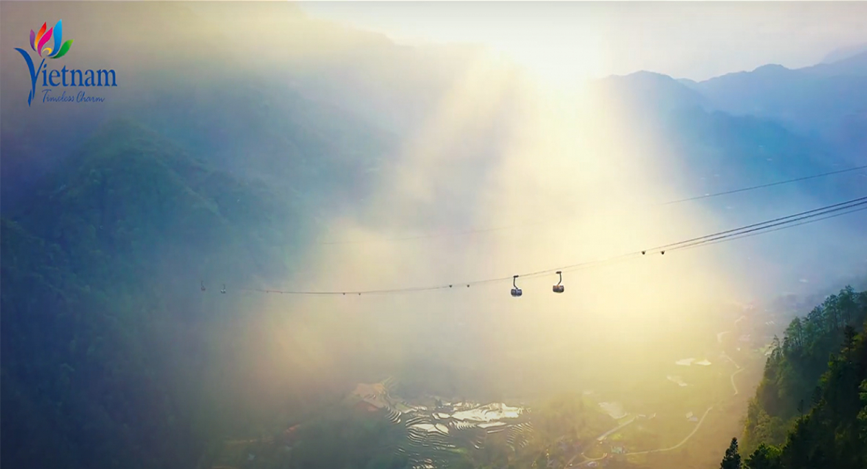 Vietnam's Beauty Takes Center Stage on CNN