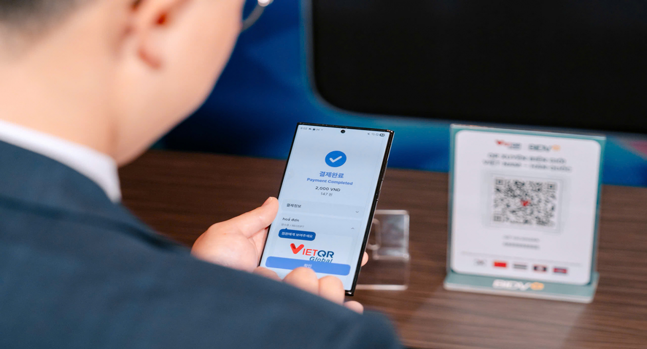 Korean Tourists Can Now Use Cross-Border QR Payments in Vietnam