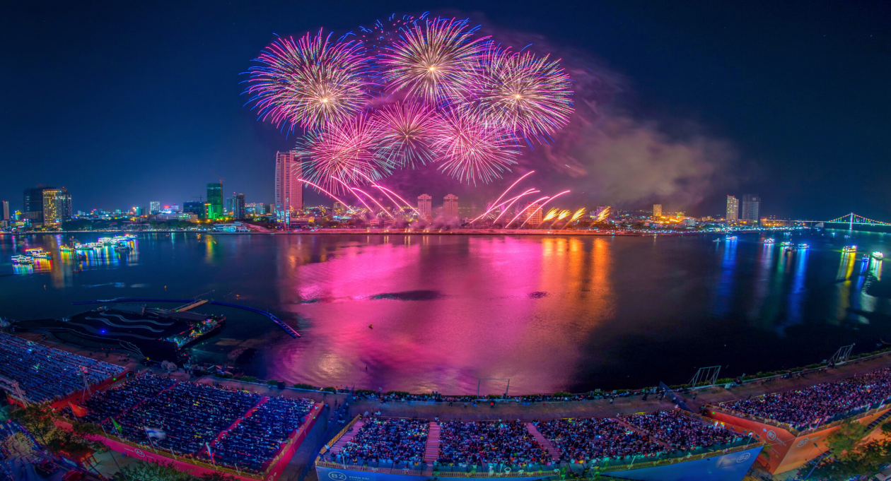 Da Nang fireworks festival ranks among world’s top 9 summer events