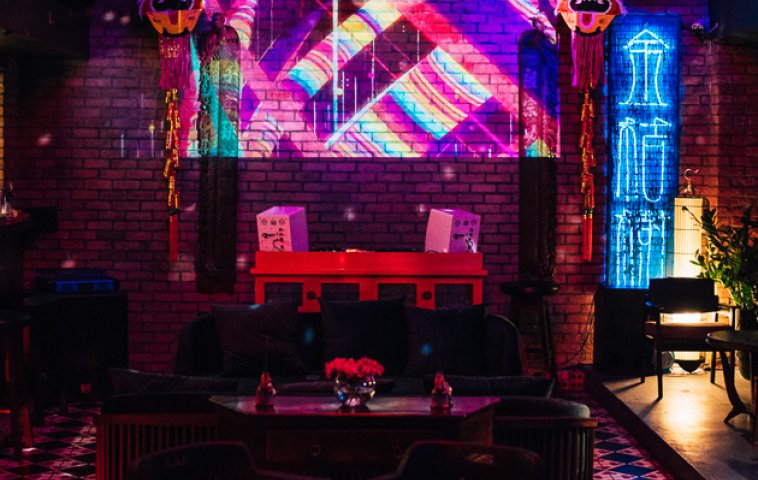 An inside guide to Ha Noi's bar scene