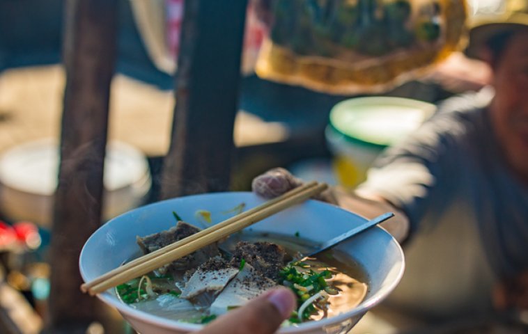 លើសពីហ្វឺ (pho)៖ គុយទាវវៀតណាមដ៏អស្ចារ្យទាំង ៥ មុខ